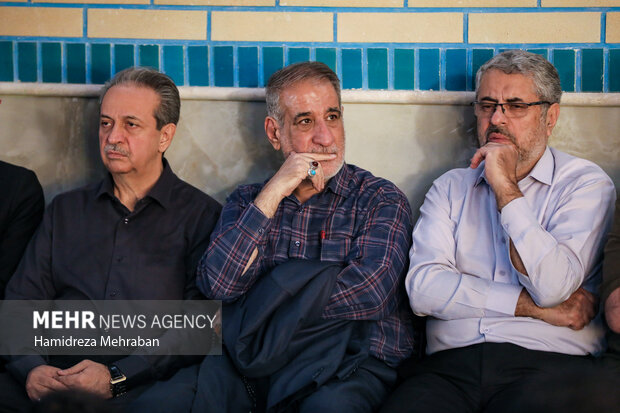 گرامیداشت سردار <a href='https://sayeb.ir/tag/%d8%b1%d8%b6%d8%a7-%d8%b3%d8%b1%d8%a7%d8%ac'></div>رضا سراج</a>