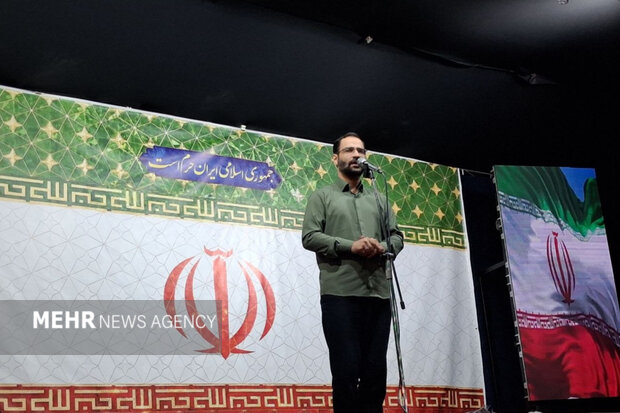 زادبر: دشمن به دنبال فرسایش ایران با مدیریت زمان است