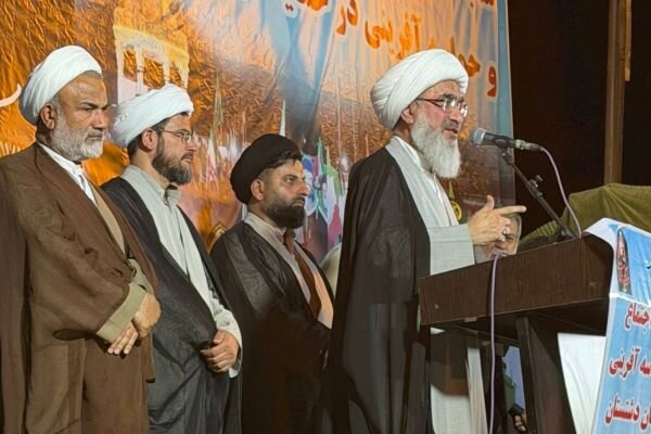 صفایی بوشهری: دشتستان خط آهنین مقاومت در برابر تجاوز بیگانگان است