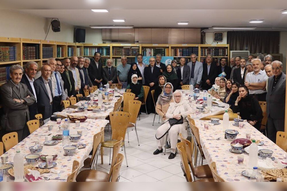 تحلیل بحران: «لعلِ پیوندگر» واکاوی تمدن ایران در یادبود سید جلال حسینی بدخشانی | مهر - کد 96e3