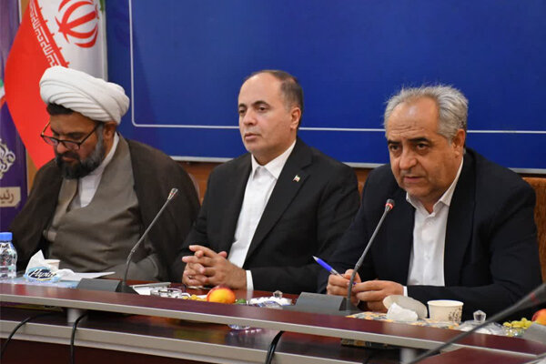گزارش تحلیلی: سرمست: اختیارات استانداران برای تأمین امنیت غذایی به‌کار گرفته شد | مهر - کد 622a