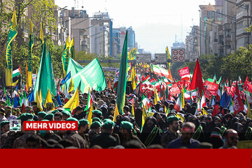 تا انتقام محقق نشود، این لباس رزم از تنمان بیرون نمی‌آید