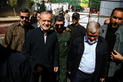 پزشکیان: پاراستنی ئێران بە یەکڕیزی دەبێت