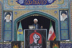 امام جمعه فومن: مسئولان نسبت به وضعیت معیشتی مردم حساس باشند