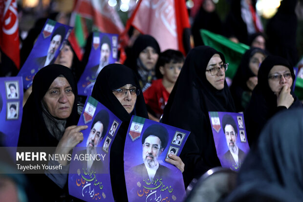 ۲۰۱ شب خونخواهی امام شهید در همدان