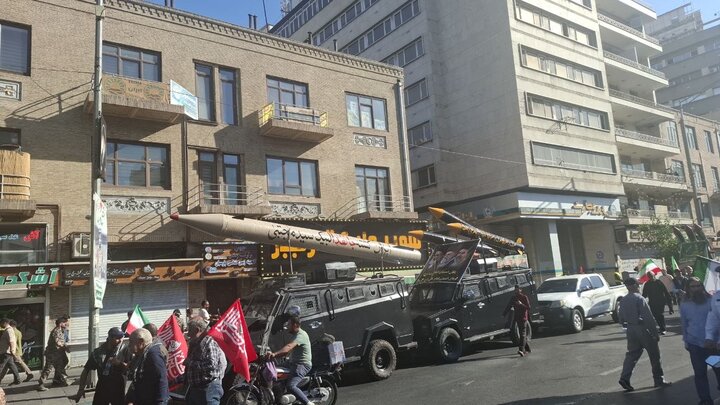 “Sacrifice for Iran” (Janfada-e-Iran) rallies in Tehran start