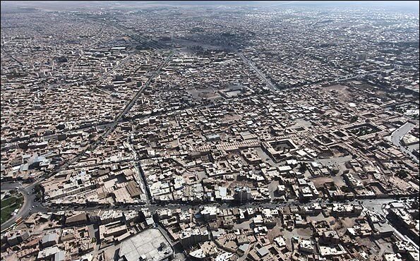 رها شدن بافت تاریخی شهر کرمان؛ چاه نفتی که فراموش شده است رها شدن بافت تاریخی شهر کرمان؛ چاه نفتی که فراموش شده است