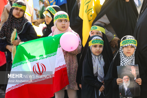 <a href='https://sayeb.ir/tag/%d8%b1%d8%b2%d9%85%d8%a7%db%8c%d8%b4'></div>رزمایش</a> <a href='https://sayeb.ir/tag/%d8%ac%d8%a7%d9%86%d9%81%d8%af%d8%a7%db%8c%d8%a7%d9%86-%d8%a7%db%8c%d8%b1%d8%a7%d9%86'>جانفدایان ایران</a>
