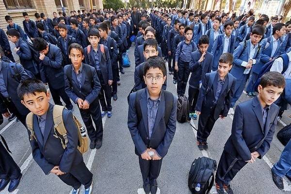 لباس فرم مدارس؛ پارچه نامطلوب، قیمت میلیونی و جیبهای کمتوان