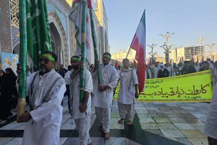 کاروان پیاده بیت‌الرضای بافق به مشهد رسید