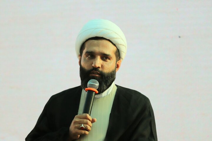 تقدیم ۸ شهید در جنگ رمضان از شهرستان اردل