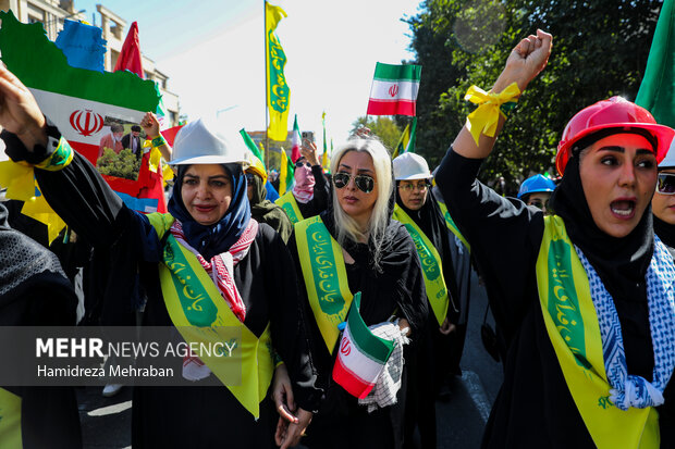 رزمایش جان‌فدایان ایران