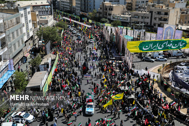 رزمایش جان‌فدایان ایران