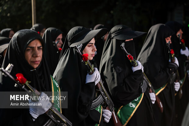 رزمایش جان‌فدایان ایران