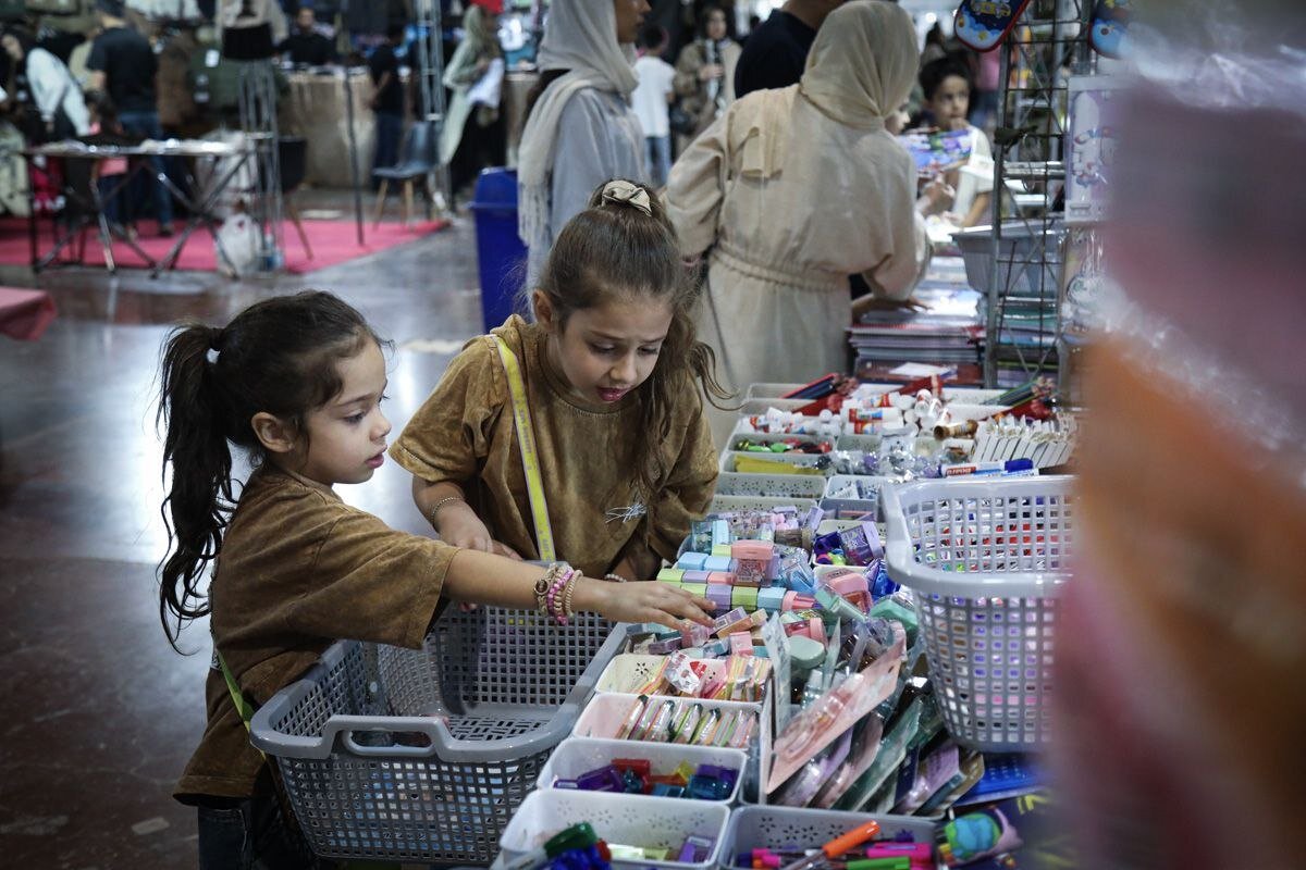 نمایشگاه پاییزه مشهد در آستانه سال تحصیلی نمایشگاه پاییزه مشهد در آستانه سال تحصیلی