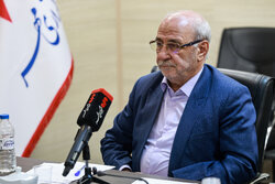 حاجی‌دلیگانی: قرار نبود دلار بر همه شئونات زندگی مردم سایه بیندازد