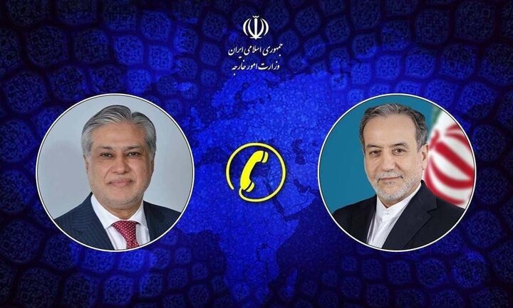 Iran, Pakistan FMs discuss ties, latest regional developments