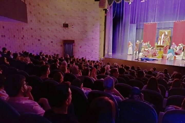 «سبیل السلطنه» از سنگلج خداحافظی کرد «سبیل السلطنه» از سنگلج خداحافظی کرد