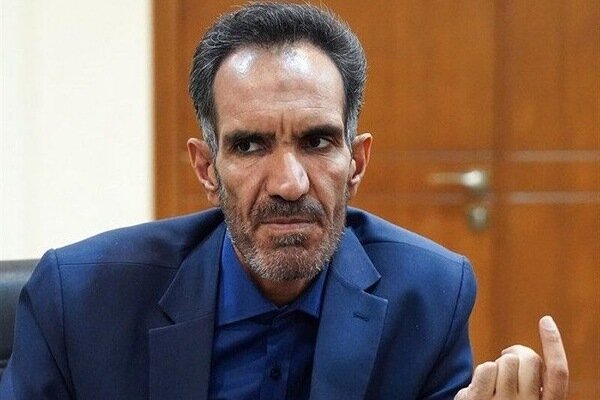 هدایت دانش‌آموزان به رشته‌های فنی متناسب با امکانات هنرستان‌ها باشد