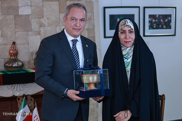 Mexico’s ambassador highlights cultural ties at Tehran exhibition
