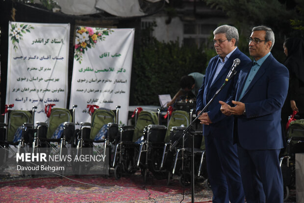 اهدا ۳۰۰ دستگاه ویلچیر به توانخواهان بهزیستی خراسان رضوی