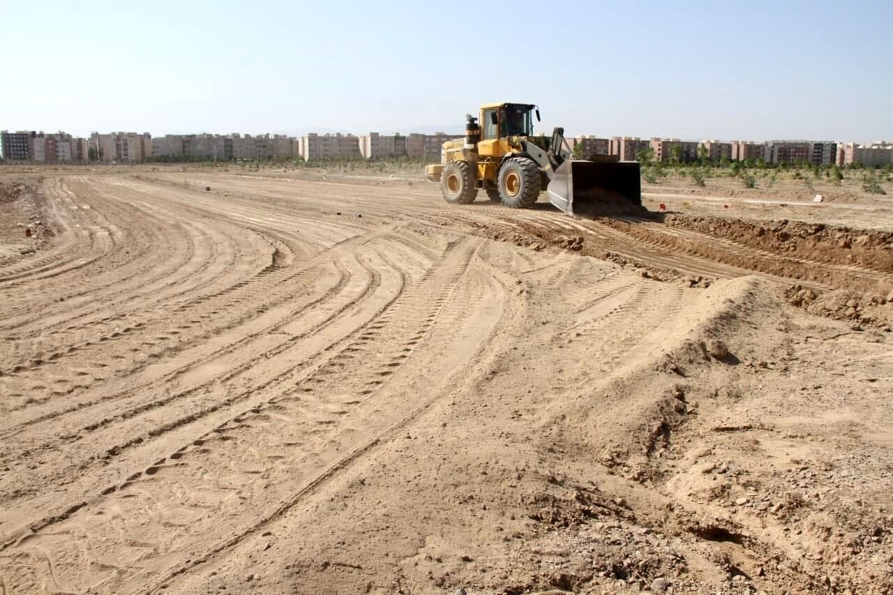 چالش واگذاری زمین برای ۸۰۰ خانواده در ساوه