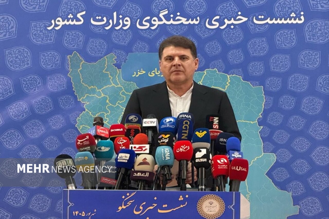 زینیوند: دولت در شرایط جنگی اجرای طرحهای توسعهای را متوقف نکرده است