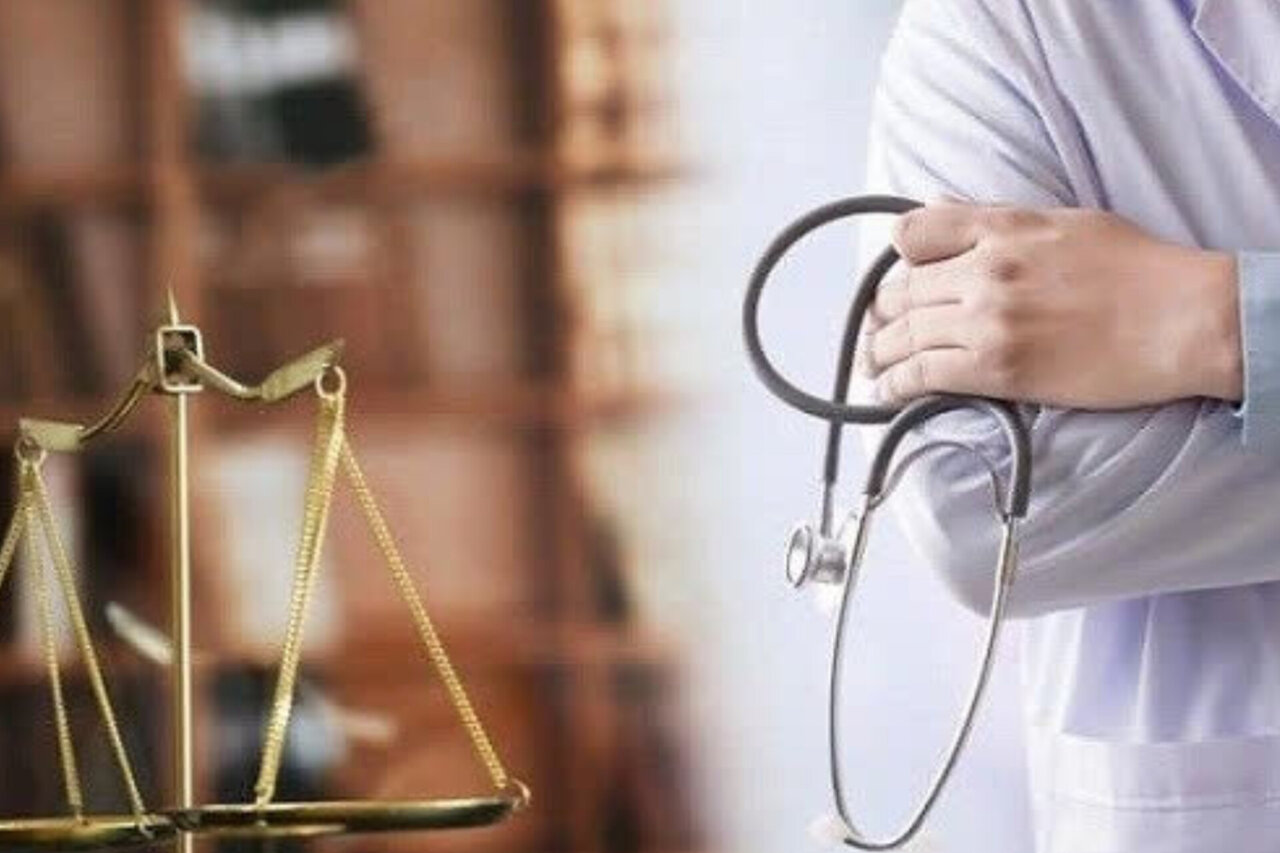 پزشک متخلف گیلانی به پرداخت بیش از ۴۶ میلیارد ریال محکوم شد پزشک متخلف گیلانی به پرداخت بیش از ۴۶ میلیارد ریال محکوم شد