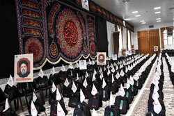 اهدای ۱۷۰۰ بسته کمک آموزشی هلال احمر به دانش آموزان در بیرجند