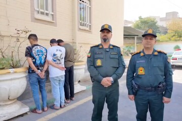 دستگیری سارقان محتویات خودرو در تبریز و کشف بیش از ۲۰۰ فقره سرقت