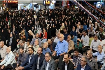 طنین «الله‌اکبر» و «هیهات من الذله» در آسمان شاهرود