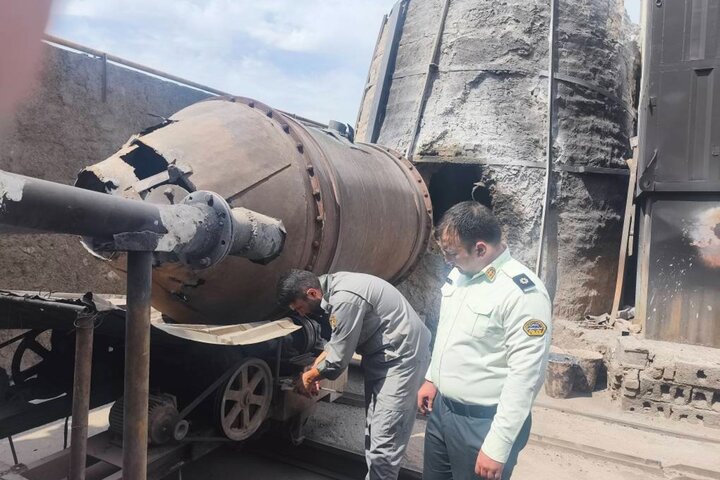 پلمب یک واحد صنعتی با حکم قضایی در بهارستان