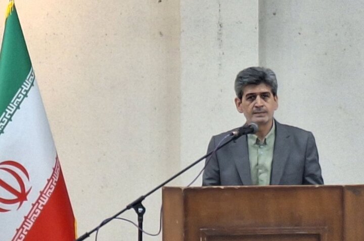 ایزدی: هنر سلاح کارآمد رزمندگان فرهنگی استان مرکزی در سنگر تبیین است