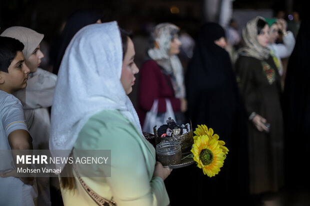 جشنواره گلاب‌گیری و صنایع دستی