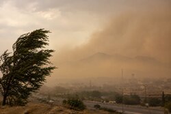 وزش باد شدید و گردوخاک در استان سمنان؛ کیفیت هوا کاهش یافت