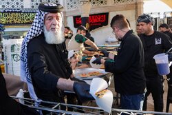 میزبانی موکب‌ها از عزاداران حضرت معصومه(س) در قم