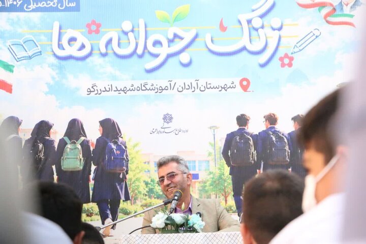 ۱۰ هزار و ۵۶۷ دانش آموز پایه هفتمی در استان سمنان راهی مدرسه شدند