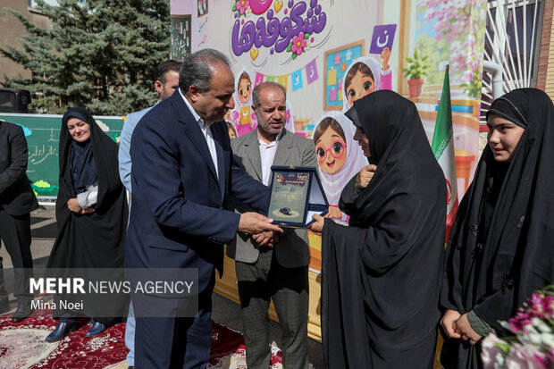 جشن شکوفه‌ها در تبریز
