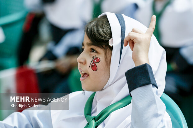 جشن شکوفهها در <a href='https://sayeb.ir/tag/%d8%a7%d8%b5%d9%81%d9%87%d8%a7%d9%86'></div>اصفهان</a>
