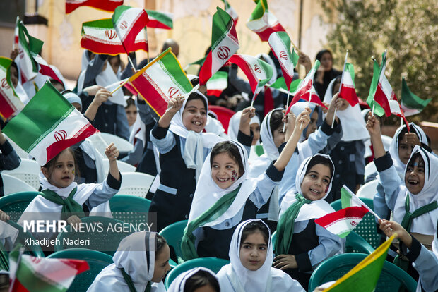 جشن شکوفهها در <a href='https://sayeb.ir/tag/%d8%a7%d8%b5%d9%81%d9%87%d8%a7%d9%86'></div>اصفهان</a>
