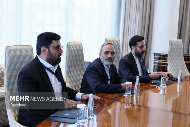 همایش شصت‌وپنجمین سالگرد اوآنا در مسکو