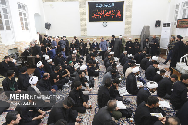 وداع با پیکر آیت‌الله شبیری زنجانی در قم