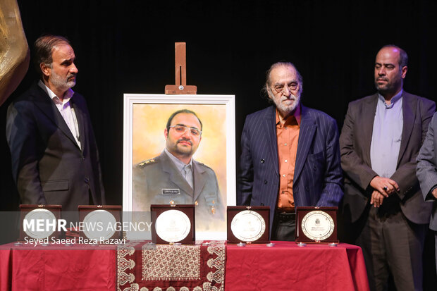 آئین افتتاحیه بیستمین جشنواره بین‌المللی تئاتر مقاومت