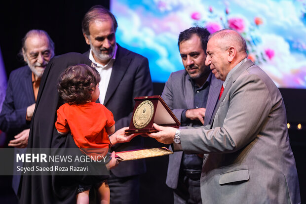 آئین افتتاحیه بیستمین جشنواره بین‌المللی تئاتر مقاومت