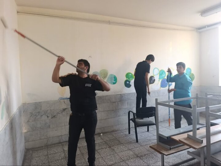 طلوع دوباره دانش در دل ویرانهها؛ بازگشت طنین زنگ مدارس جنگزده مرکزی