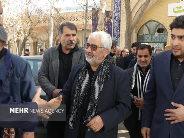 از سنگر مسجد تا بیت رهبری؛ روایت محافظی که خود را «جانفدا» میدانست از سنگر مسجد تا بیت رهبری؛ روایت محافظی که خود را «جانفدا» میدانست