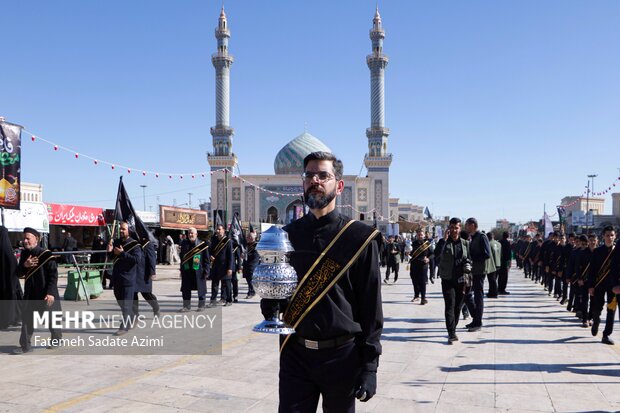 دسته خادمان حضرت فاطمه معصومه(س)