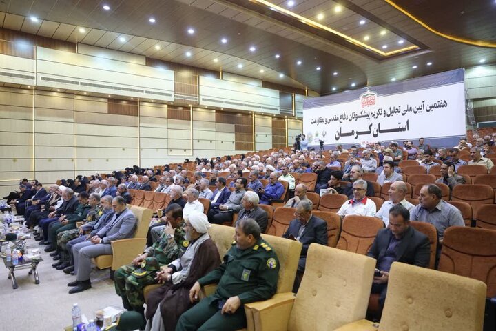 عطاپور: پیشکسوتان دفاع مقدس، «نسل ایثارگر» تاریخ کشور هستند