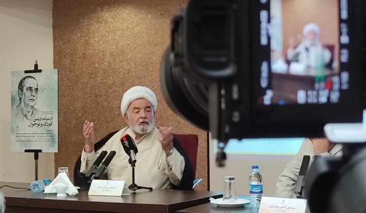 محمود حکیمی، نویسندهای که ادبیات دینی کودک را جدی کرد