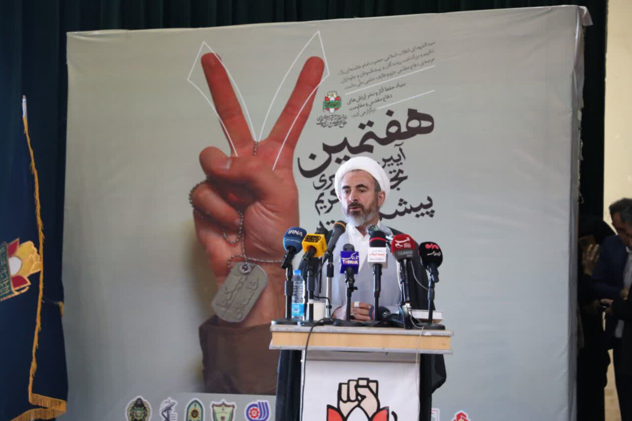 سرافرازی امروز ایران در دنیا نتیجه دفاع مقدس است